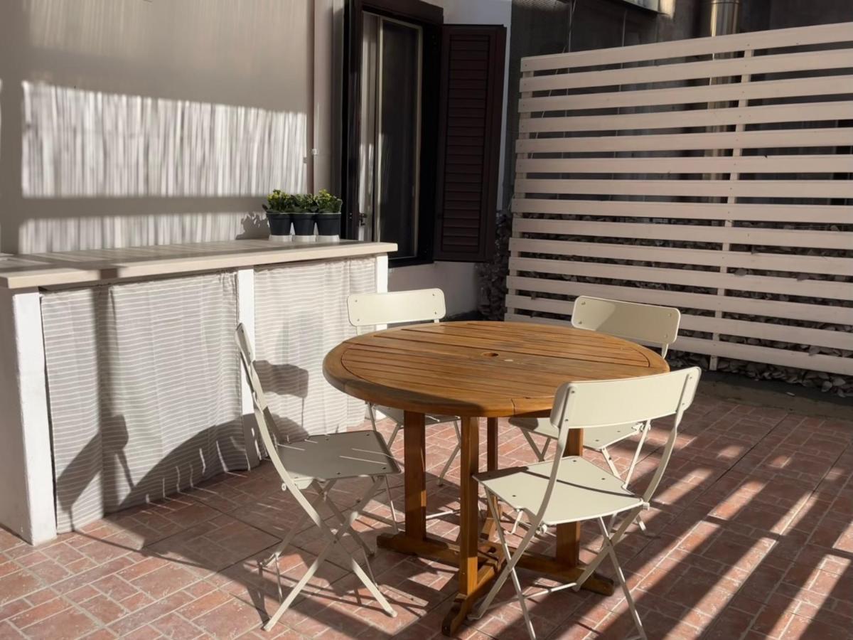 Casa In Centro Con Terrazzo Lägenhet Bari Exteriör bild