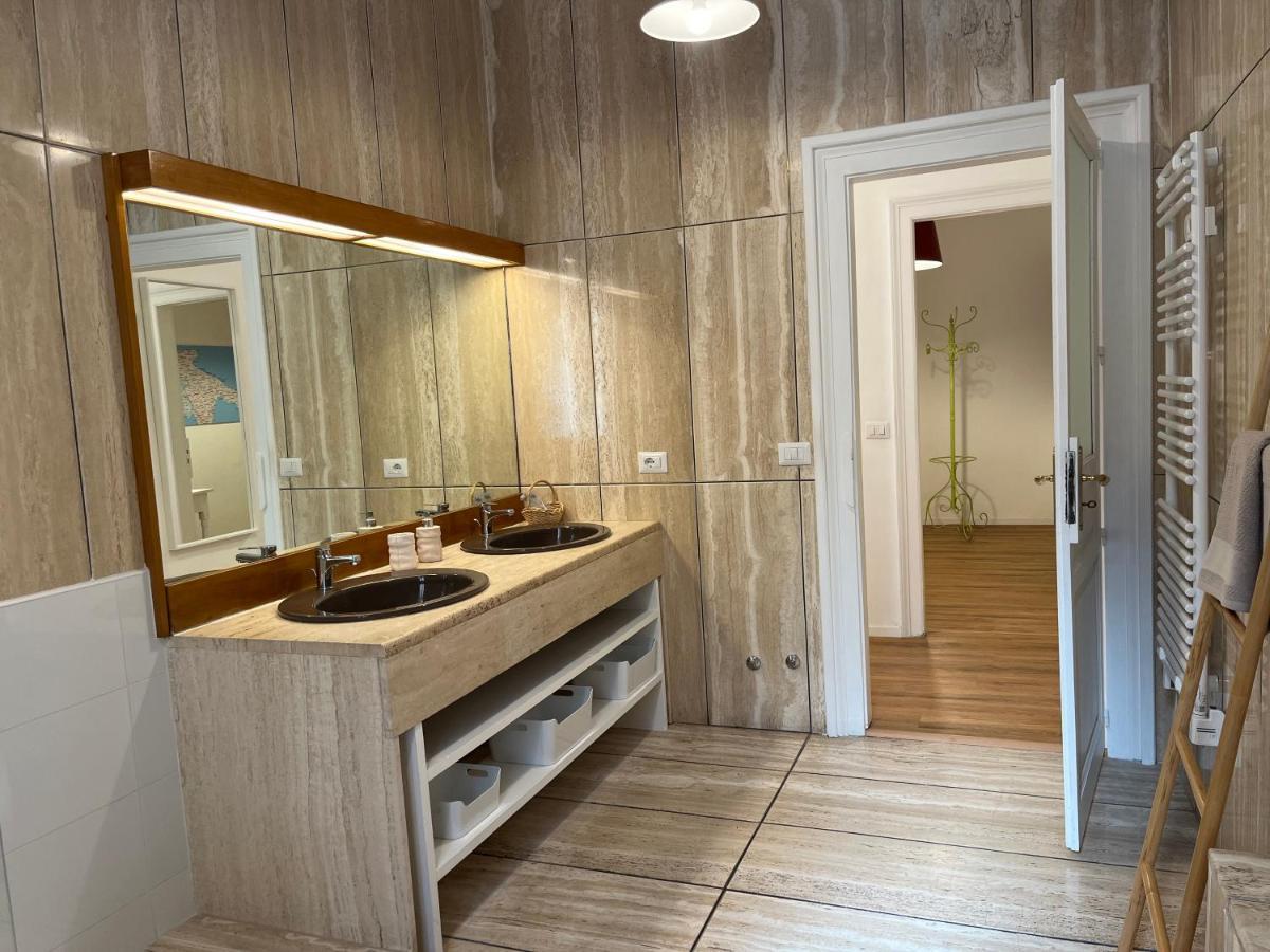 Casa In Centro Con Terrazzo Lägenhet Bari Exteriör bild