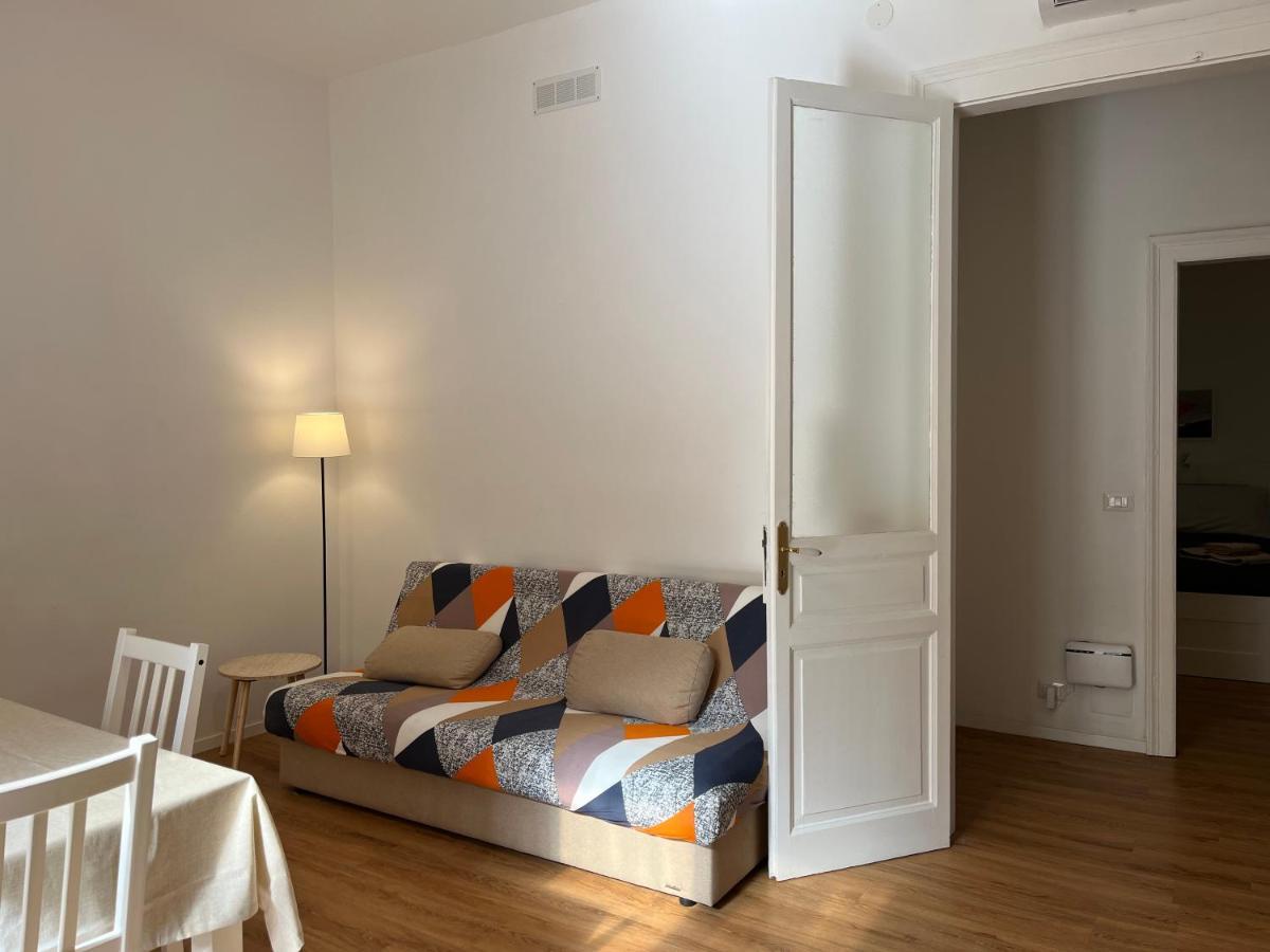Casa In Centro Con Terrazzo Lägenhet Bari Exteriör bild